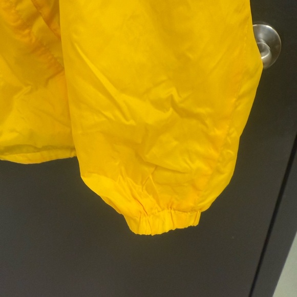 Independent men’s L vintage Y2K skate windbreaker- no collar was removed. GUC - Picture 13 of 15